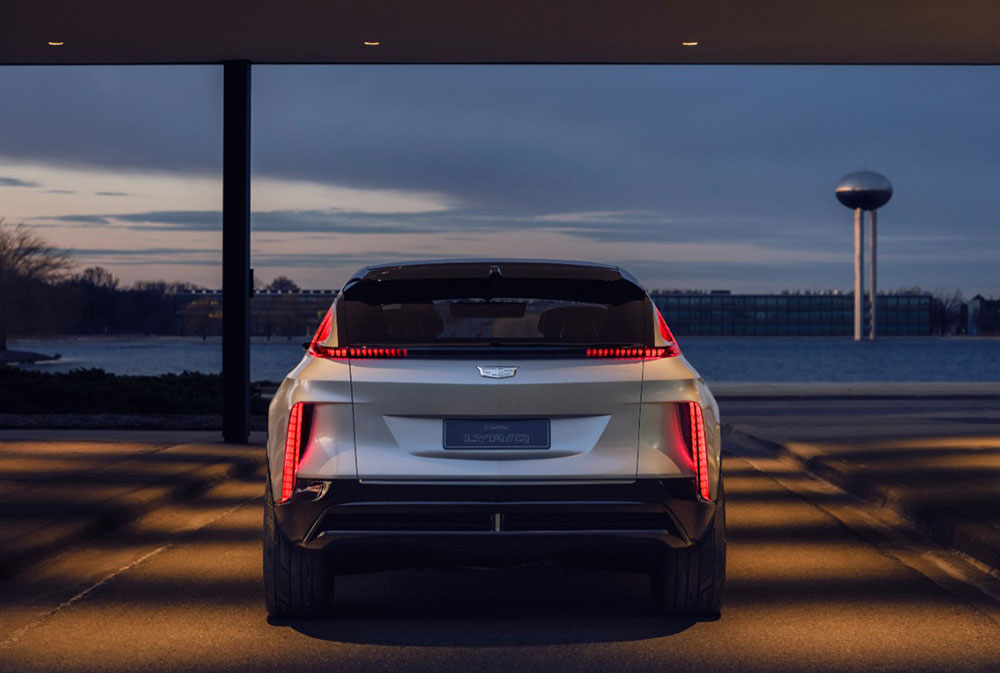 LYRIQ تقود Cadillac إلى المستقبل الكهربائي