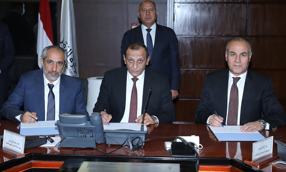 موانئ أبوظبي توقع اتفاقية شروط وأحكام واتفاقية مبدئية لمشاريع مينائية في مصر