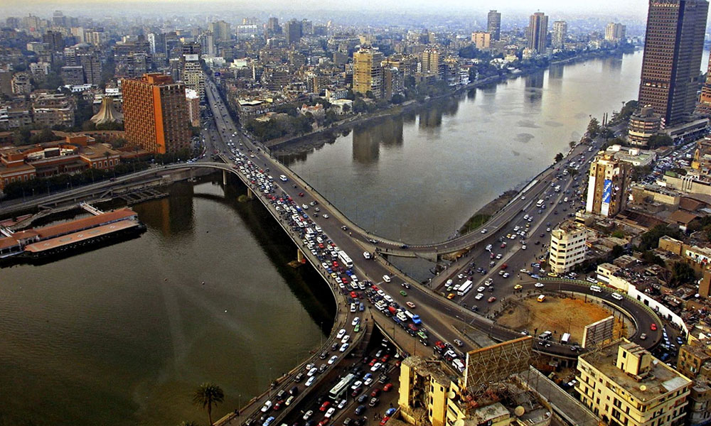 مصر: عجز الميزان التجاري يتراجع 23.2% خلال مارس