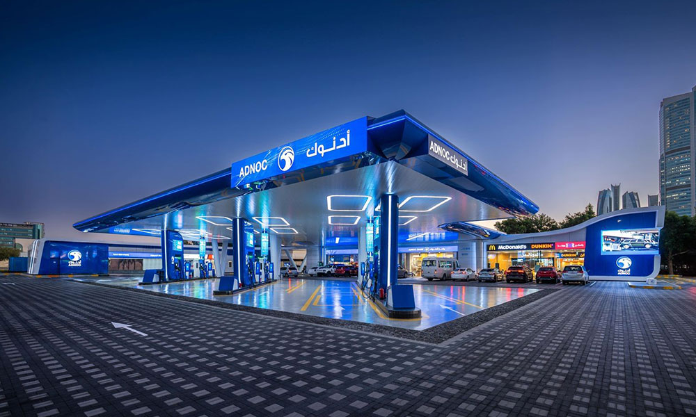 "أدنوك للتوزيع" الإماراتية تسعى لإنشاء 500 شاحن سريع للسيارات الكهربائية في 5 سنوات