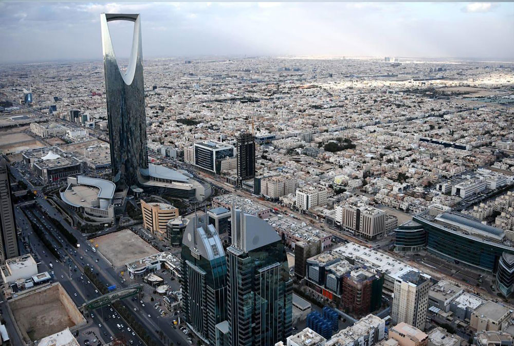 بين الأراضي البيضاء والأبنية الشاغرة… السعودية تضبط إيقاع السوق العقارية