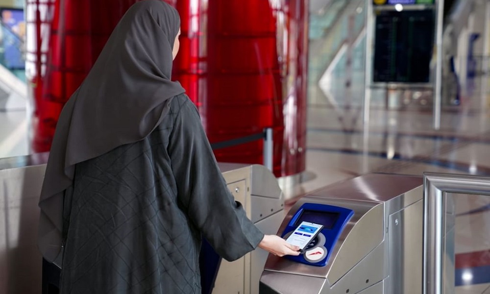 "طرق دبي": 4.427 مليارات درهم إيرادات القنوات الرقمية في 2024