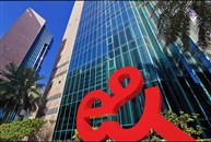 "إي آند" تستبدل مركباتها في الإمارات بمركبات كهربائية