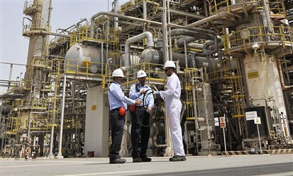 البحرين ثالث دولة خليجية تدرس بيع حصة من أصولها النفطية