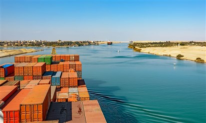 مصر: هيئة قناة السويس تزود سفن الخط الملاحي بالميثانول الأخضر
