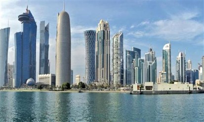 الجائحة تخفّض إيرادات ميزانية قطر 21 في المئة