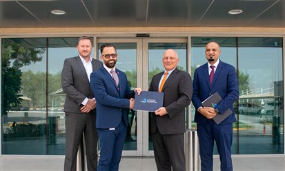 "ألفا لخدمات الطيران" الإماراتية توقع اتفاقية امتياز لـ10 سنوات مع مطار رأس الخيمة الدولي