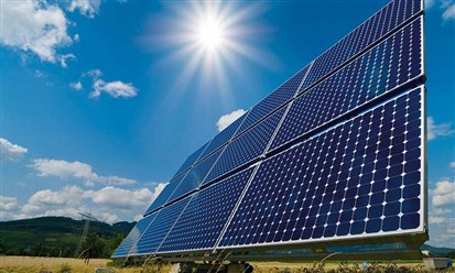 السعودية: اتفاقية لإنشاء أكبر محطة للطاقة الشمسية بالشرق الأوسط وشمال أفريقيا
