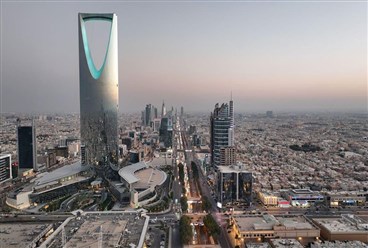 لماذا تشتري الشركات السعودية أسهمها لتمنحها لموظفيها؟