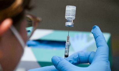 أسهم الشركات المصنّعة للقاحات كوفيد-19 تتراجع بسبب دراسة