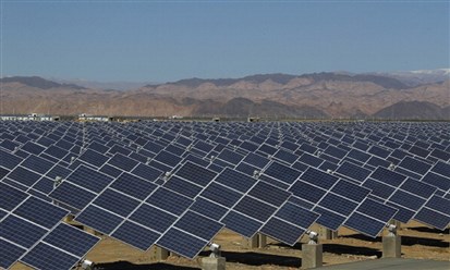 الصين على عرش الطاقة الشمسية وفي صدارة مستوردي نفط الخليج