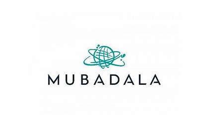 "مبادلة" تعزز الطاقة المتجددة عبر "باور فاكتورز"