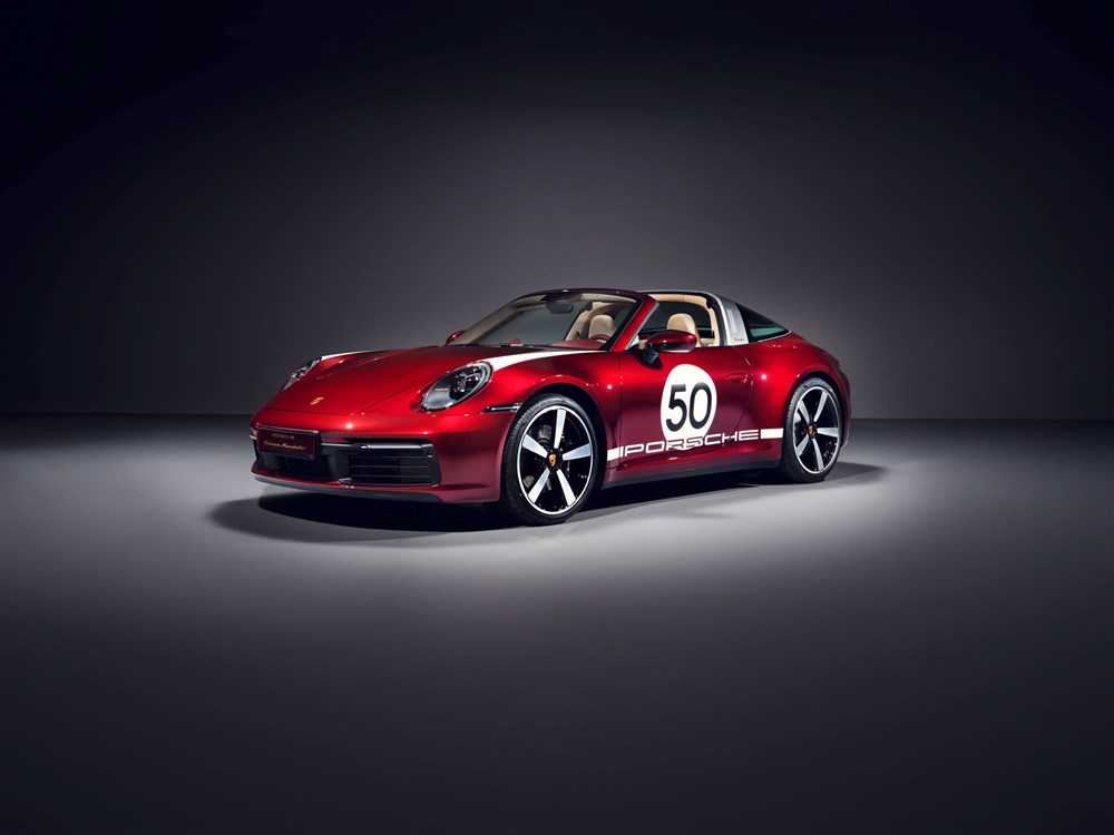 Porsche تطلق أول سيارة من طراز Heritage Design