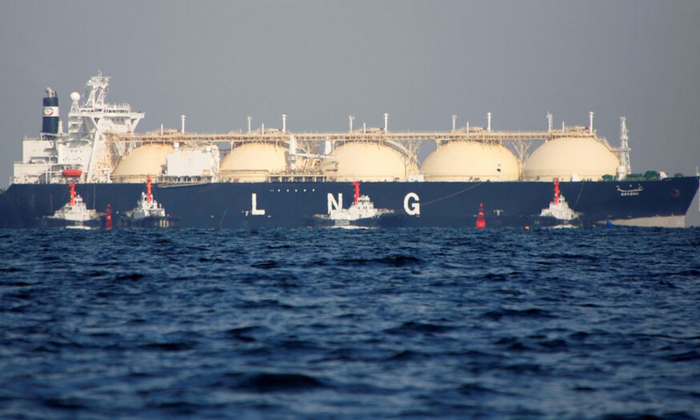 هل يعود الغاز القطري الى الامارات؟
