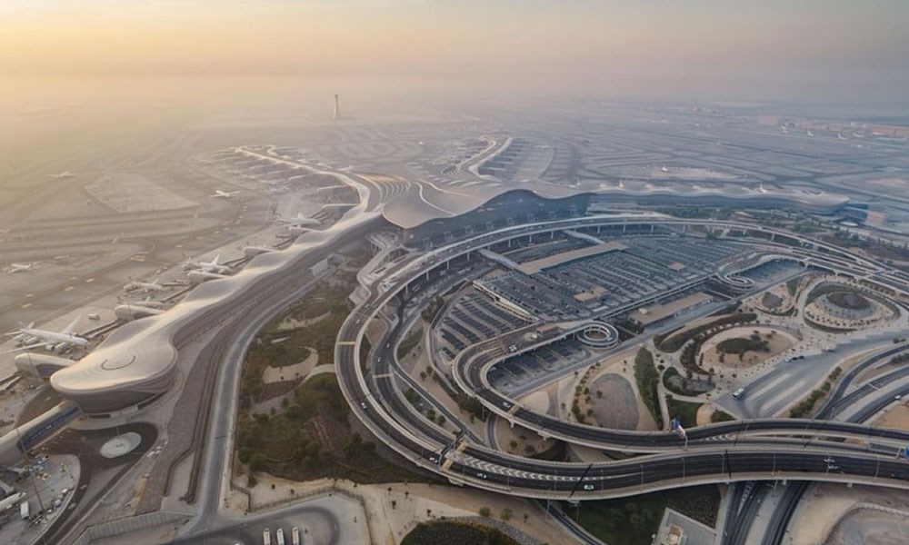 أكثر من 33 مليون مسافر عبر "مطارات أبوظبي" في 2025