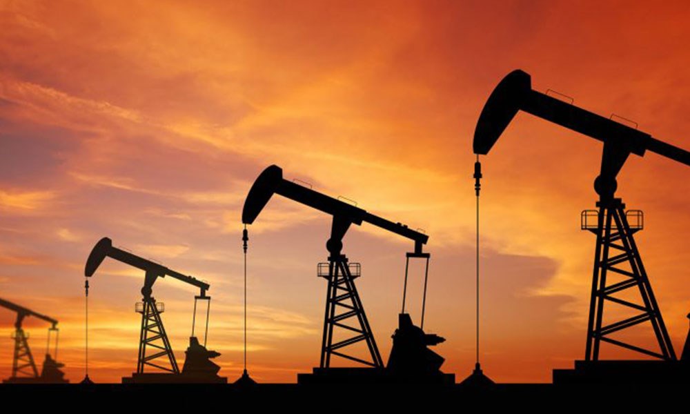 مصر توقع أربع اتفاقيات للتنقيب عن النفط والغاز