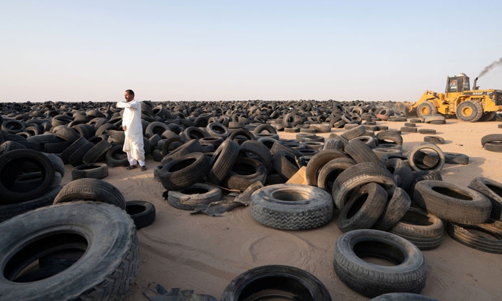 الكويت تبدأ بإعادة تدوير أكثر من 42 مليون إطار من إطارات السيارات الخردة