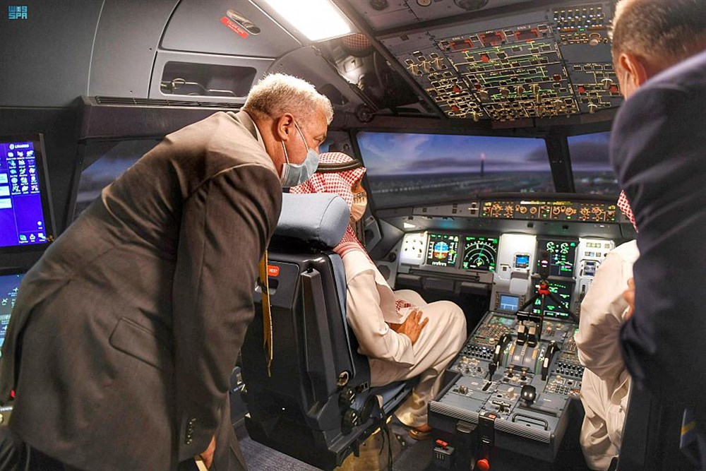 أكاديمية الأمير سلطان لعلوم الطيران تدشن الجهاز التشبيهي لطائرة إيرباص 320