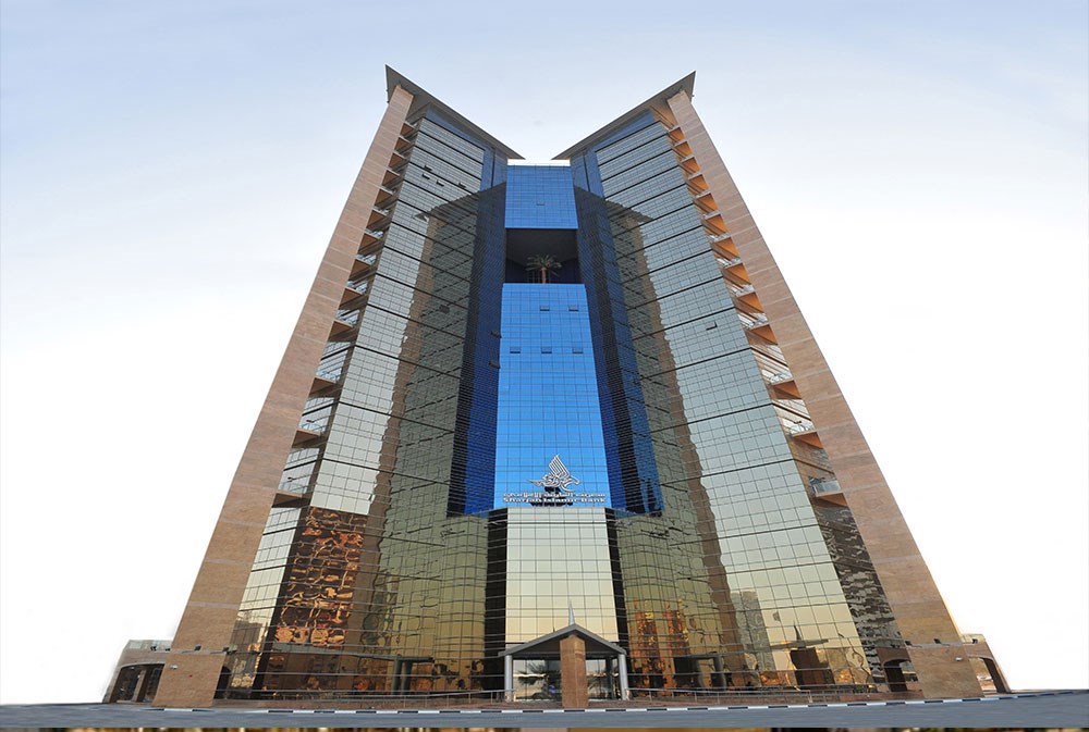 "الشارقة الإسلامي" يحقق 697 مليون درهم أرباحاً صافية بنمو 25% في النصف الأول من 2025