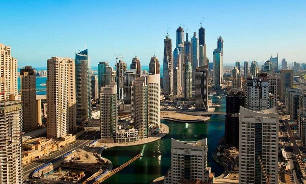 التصرفات العقارية في دبي تبلغ 2.4 مليار درهم