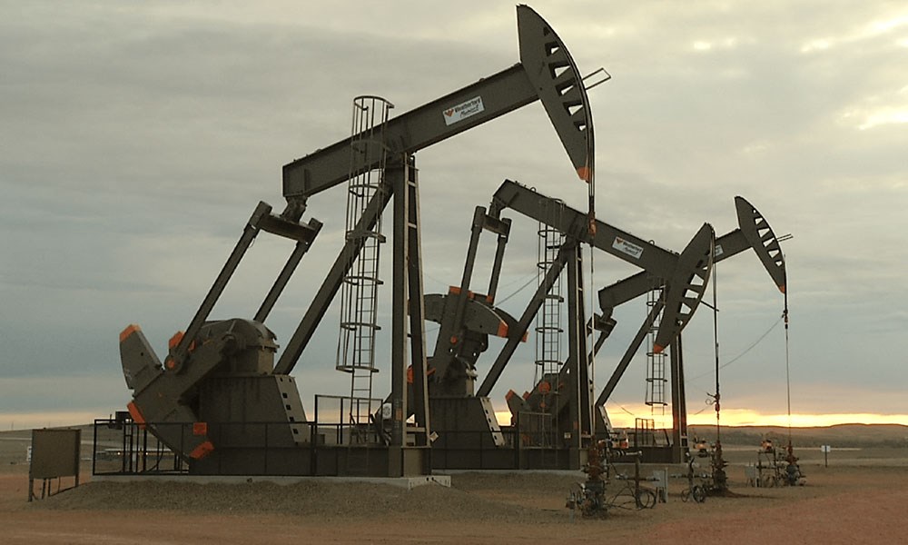 باركليز يخفّض توقعاته لأسعار النفط خلال العام 2020