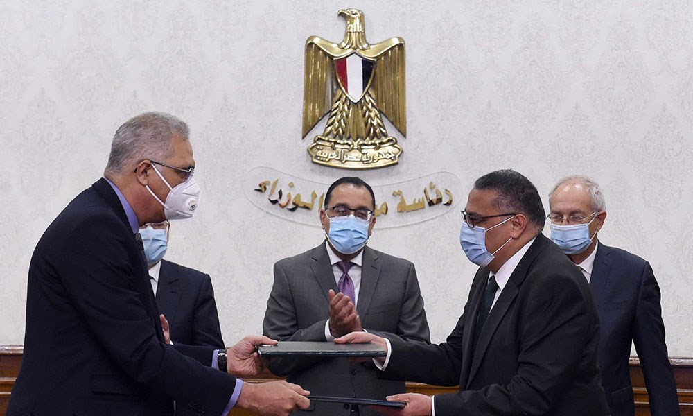 مصر: اتفاقية لإنشاء أكبر مجمّع للبتروكيماويات بتكلفة 7.5 مليارات دولار