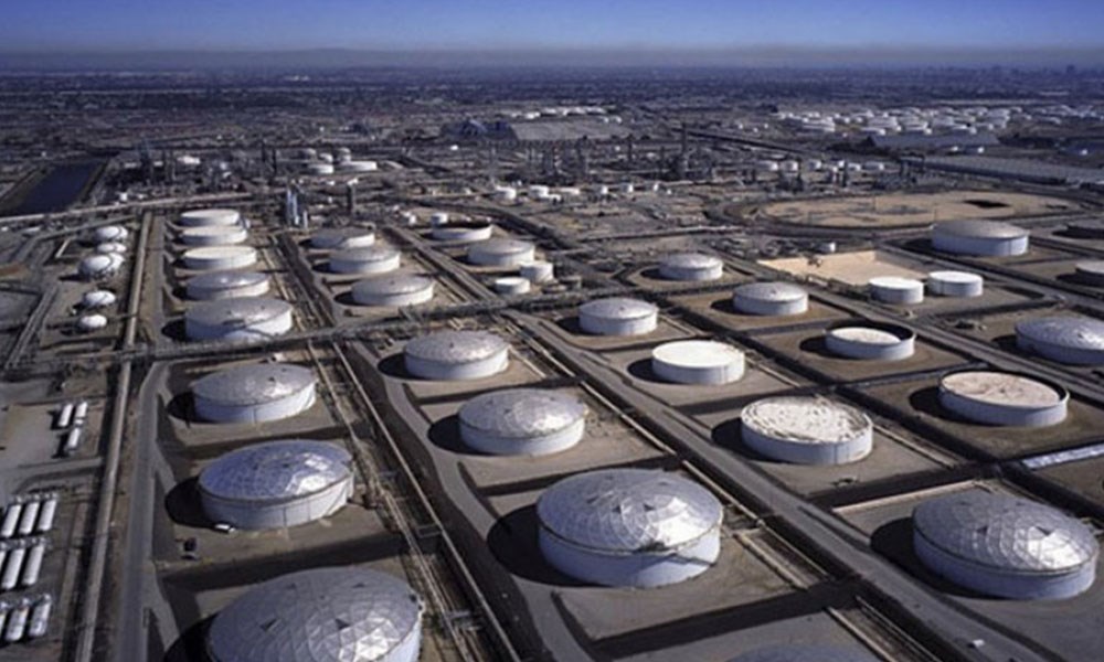 مخزونات النفط الأميركي تنخفض إلى 520 مليون برميل