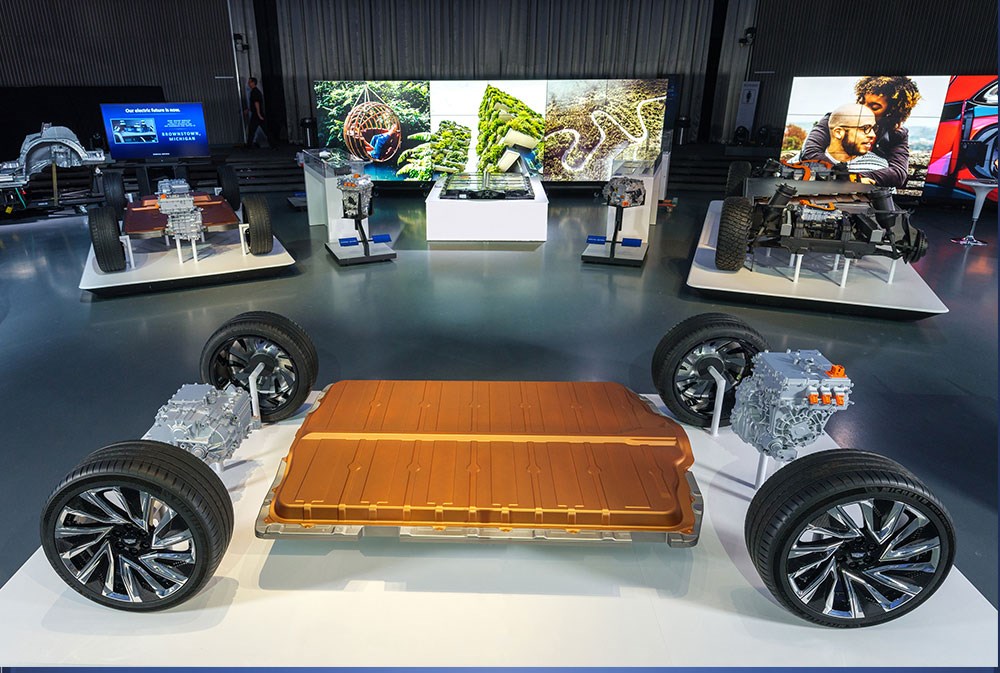 تطوير التعاون بين General Motors و Honda لإنتاج السيارات الكهربائية