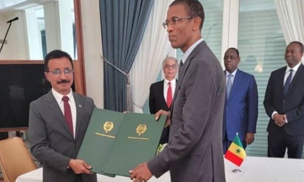 "موانئ دبي العالمية" توقع اتفاقية مع السنغال لإنشاء ميناء في ندايان