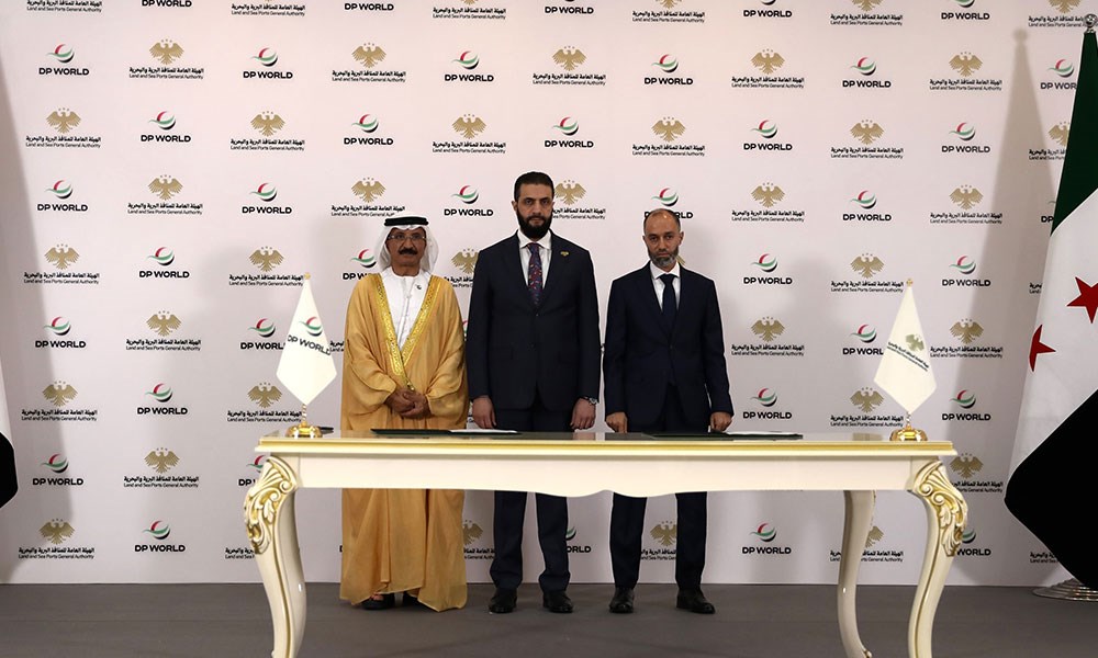 بـ800 مليون دولار... "دي بي وورلد" الإماراتية تطور ميناء طرطوس السوري
