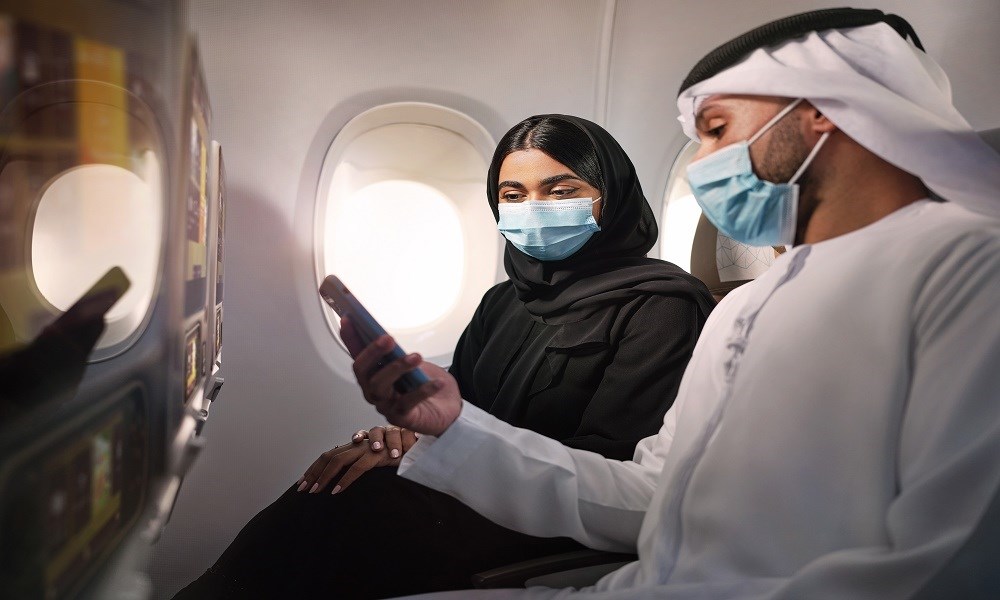الاتحاد للطيران تضم تكلفة فحص PCR إلى سعر تذاكر السفر من أبوظبي