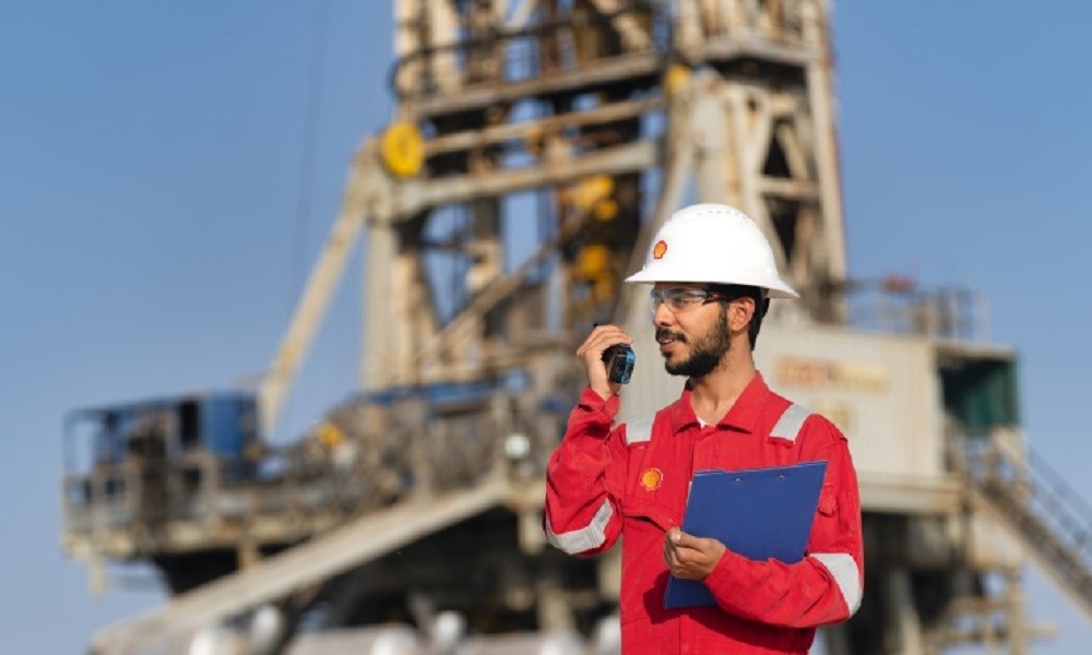 سلطنة عمان: بدء إنتاج الغاز الطبيعي من حقل مبروك