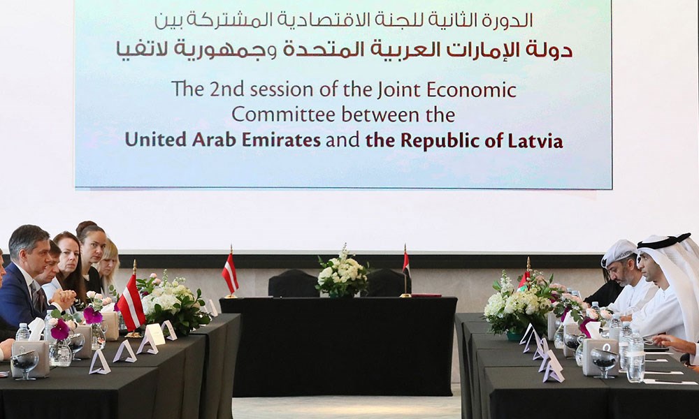 الإمارات ولاتفيا تطلقان برنامج تعاون اقتصادي في مجالات مختلفة