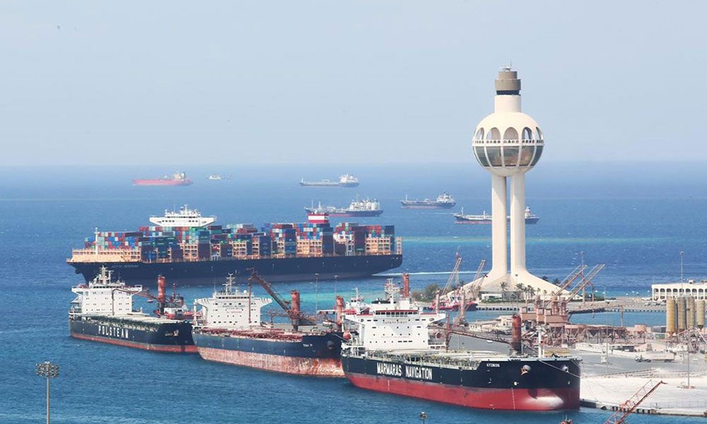 "موانئ" تطلق أول خط شحن ملاحي جديد لميناء جدة الإسلامي