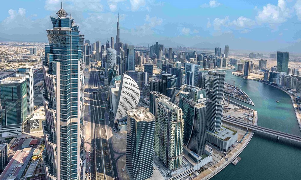 القطاع العقاري في دبي: أداء قياسي في النصف الأول 2025