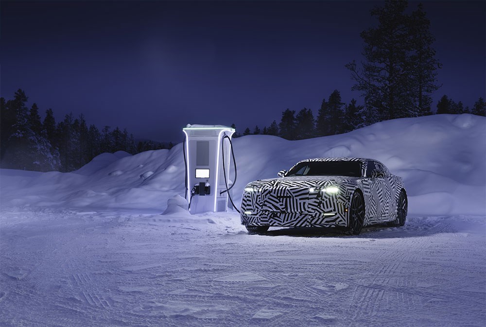 جاغوار Luxury GT تخضع لاختبارات شتوية قاسية استعداداً للإطلاق العالمي