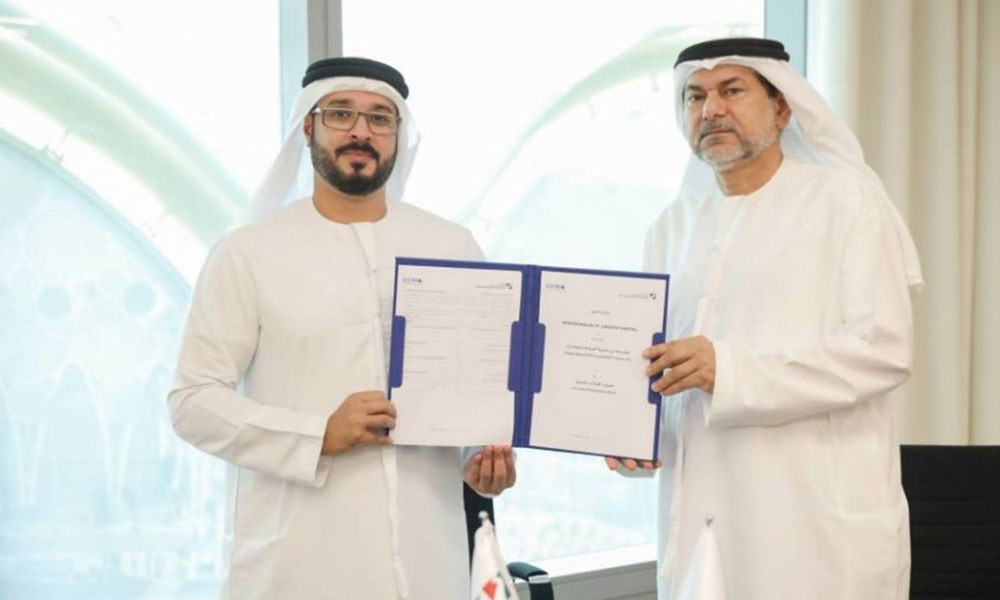 "مصرف الإمارات للتنمية" يوقّع اتفاقية مع "دبي لتنمية الصناعات" لتوفير حلول تمويلية للشركات