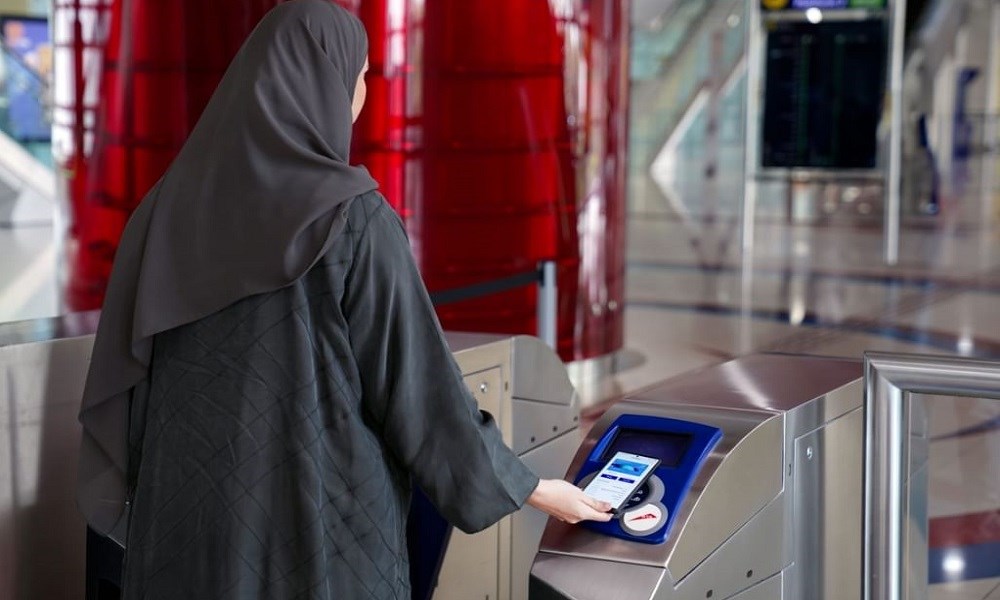 "طرق دبي": 4.427 مليارات درهم إيرادات القنوات الرقمية في 2024