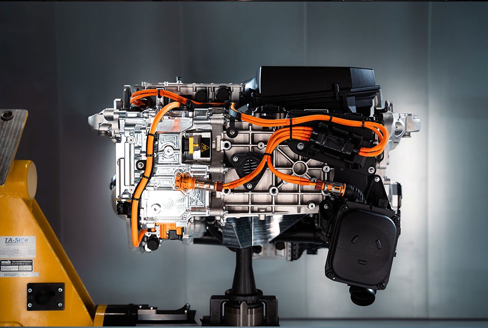 BMW تبدأ الإنتاج التجاري لأنظمة خلايا وقود الهيدروجين عام 2028